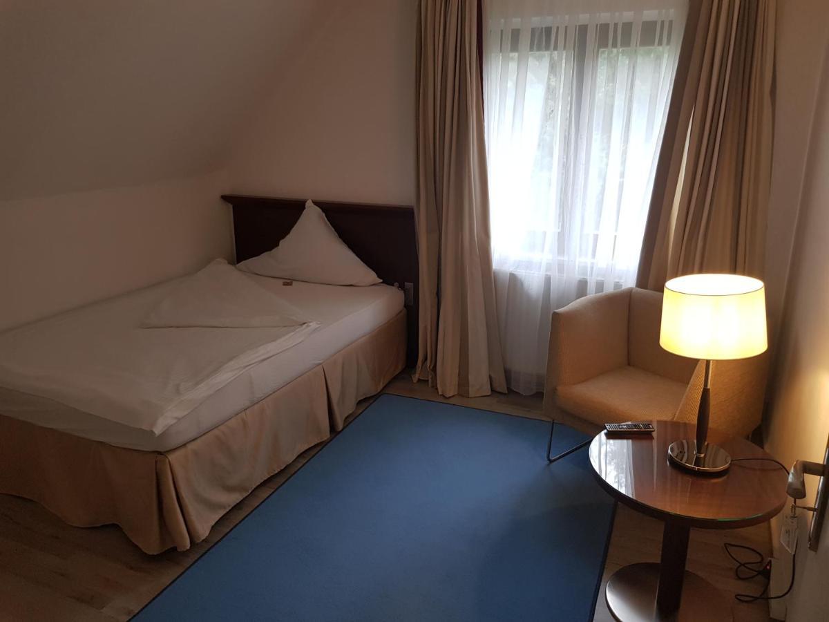 Hotel Pension Bluechersruh バート・ベルネック・イム・フィヒテルゲビルゲ エクステリア 写真